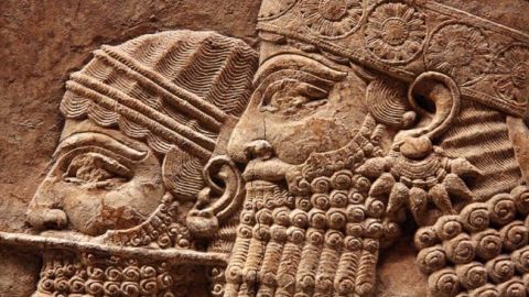 El rey Asurbanipal, el &uacute;ltimo gran rey de Asiria