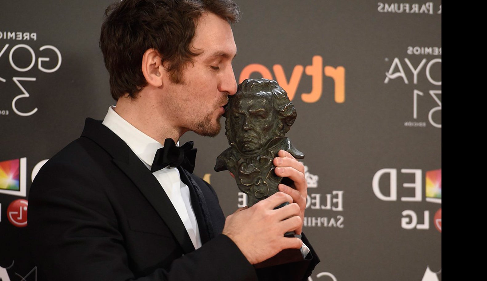 Raúl Arévalo: "Compaginar la dirección de cine y la interpretación es mi gran sueño" Raúl Arévalo: "Compaginar la dirección de cine y la interpretación es mi gran sueño"