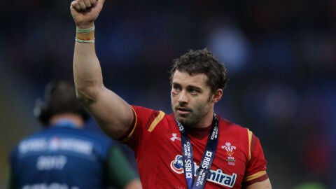 Halfpenny, de Gales