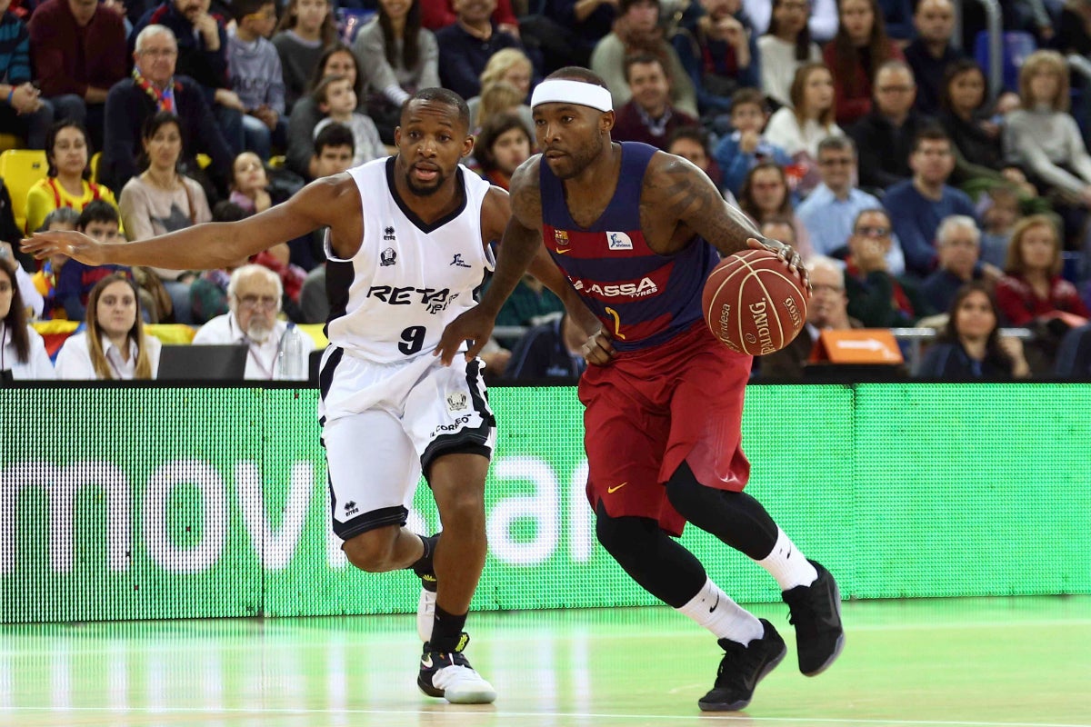 El Bilbao Basket conquista el Palau y deja muy tocado al Barcelona El Bilbao Basket conquista el Palau y deja muy tocado al Barcelona