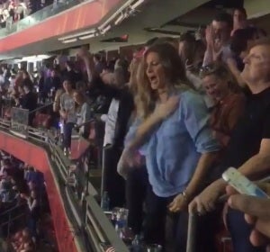 Gisele Bundchen celebra por todo lo alto la Super Bowl Gisele Bundchen celebra por todo lo alto la Super Bowl