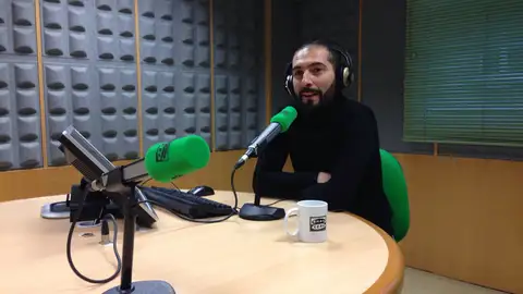 Xurxo Fernandes do grupo RADIO COS RADIO COS en Gente Viajera de Galicia con Susana Pedreira