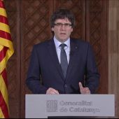 Frame 0.0 de: Puigdemont, sobre el juicio contra Artur Mas, Joana Ortega e Irene Rigau por el 9-N: "Hoy muchos nos sentimos juzgados" 