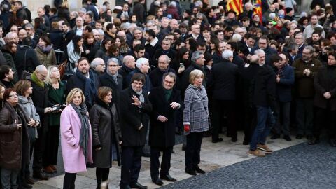 Puigdemont y Forcadell acompa&ntilde;an a Mas, Ortega y Rigau a las puertas del TSJC