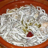Están ricas las gulas... pero angulas no son, vaya Están ricas las gulas... pero angulas no son, vaya