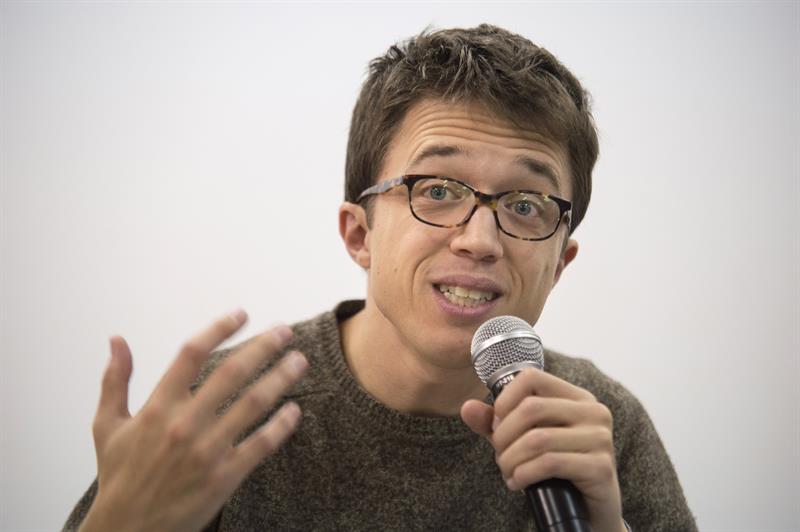 Errejón destaca que el actual sistema de voto permite la "pluralidad" Errejón destaca que el actual sistema de voto permite la "pluralidad"