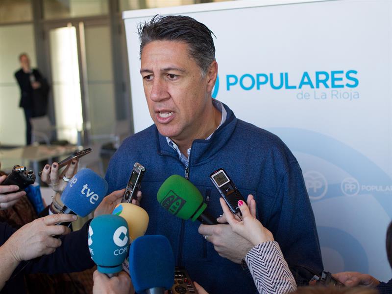 Albiol tacha a Mas de "cobarde" y ve minoritaria la concentración soberanista Albiol tacha a Mas de "cobarde" y ve minoritaria la concentración soberanista