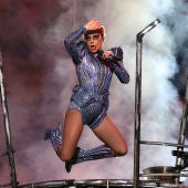 Lady Gaga durante su actuación en la Super Bowl