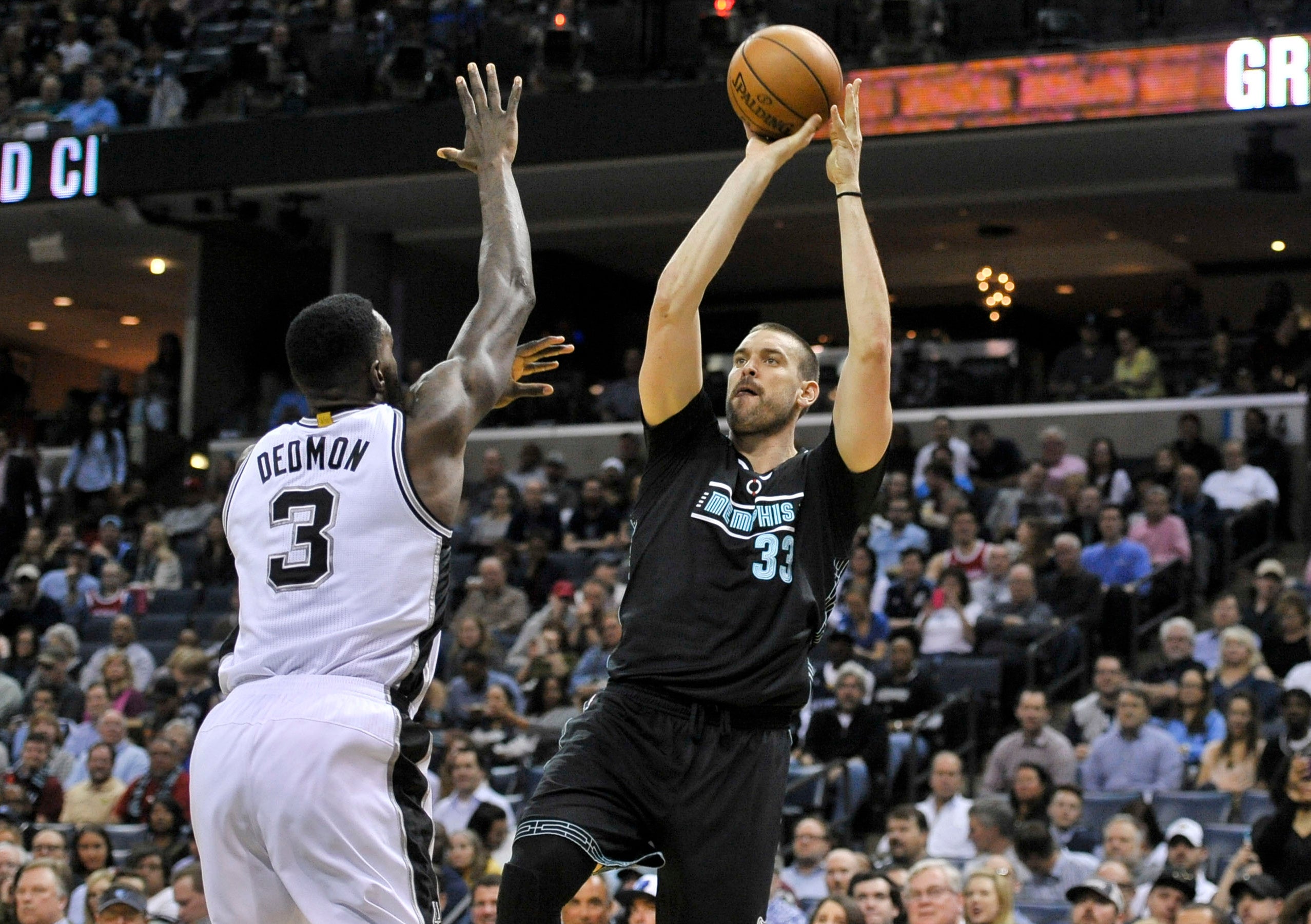 Marc Gasol, Juancho y Mirotic ganan en una jornada NBA con suerte dispar para los españoles Marc Gasol, Juancho y Mirotic ganan en una jornada NBA con suerte dispar para los españoles