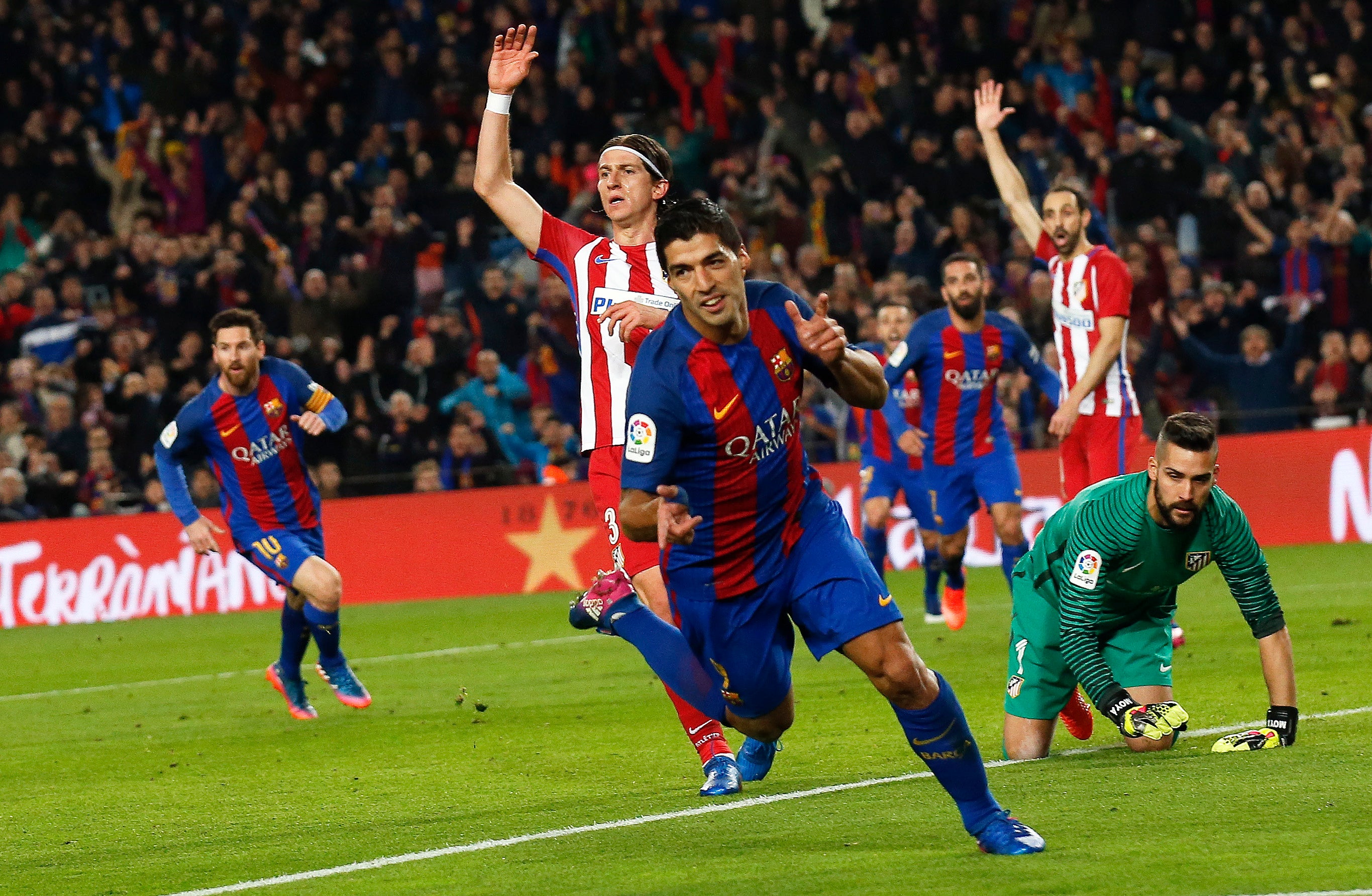 Barcelona 1 - 1 Atlético de Madrid. El Barcelona jugará la final de la Copa del Rey Barcelona 1 - 1 Atlético de Madrid. El Barcelona jugará la final de la Copa del Rey