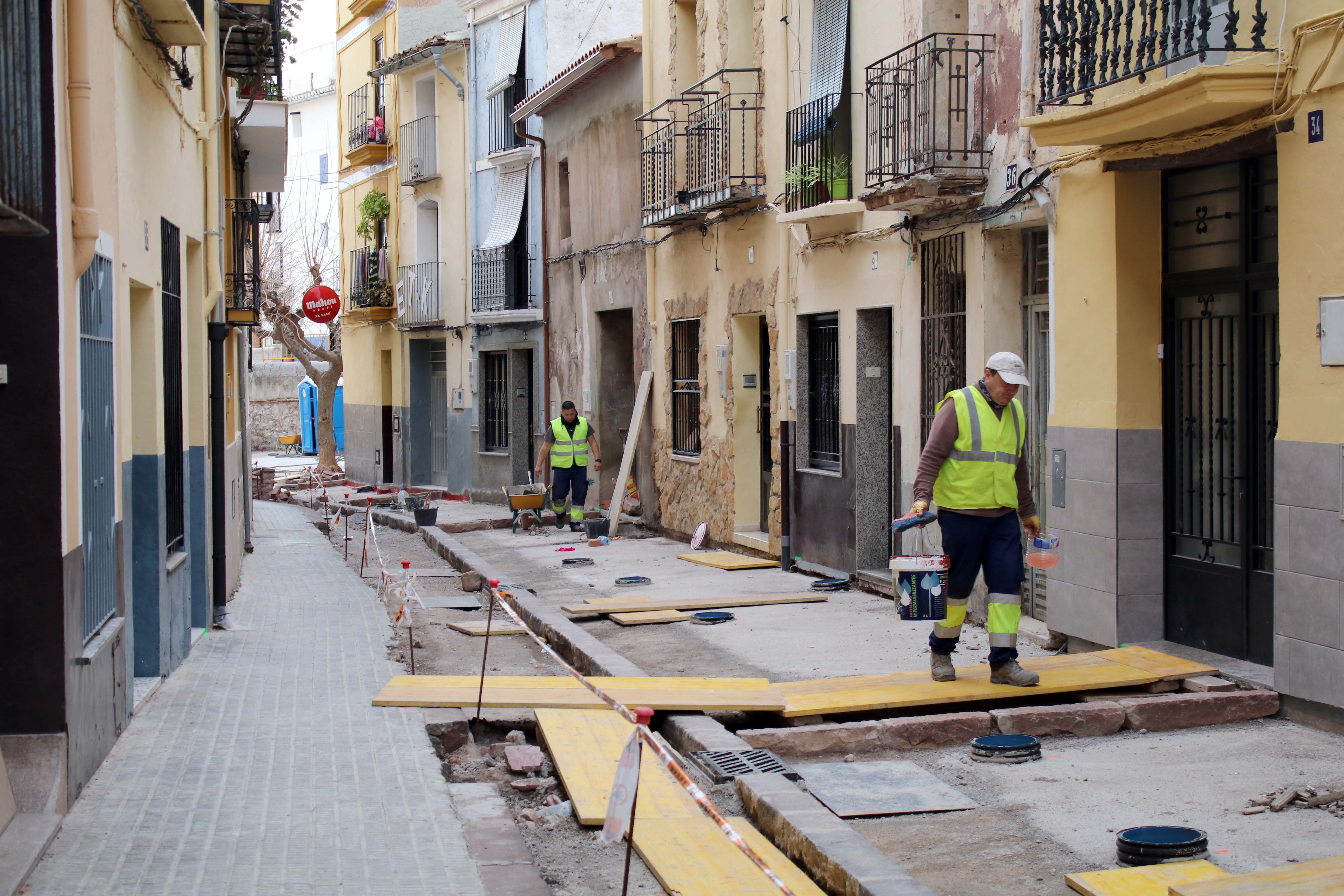 El Ayuntamiento de Onda avanza en las obras de peatonalización del Camí Castelló El Ayuntamiento de Onda avanza en las obras de peatonalización del Camí Castelló