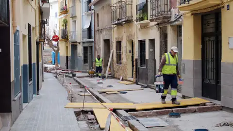 Las obras avanzan a buen ritmo. obras en onda