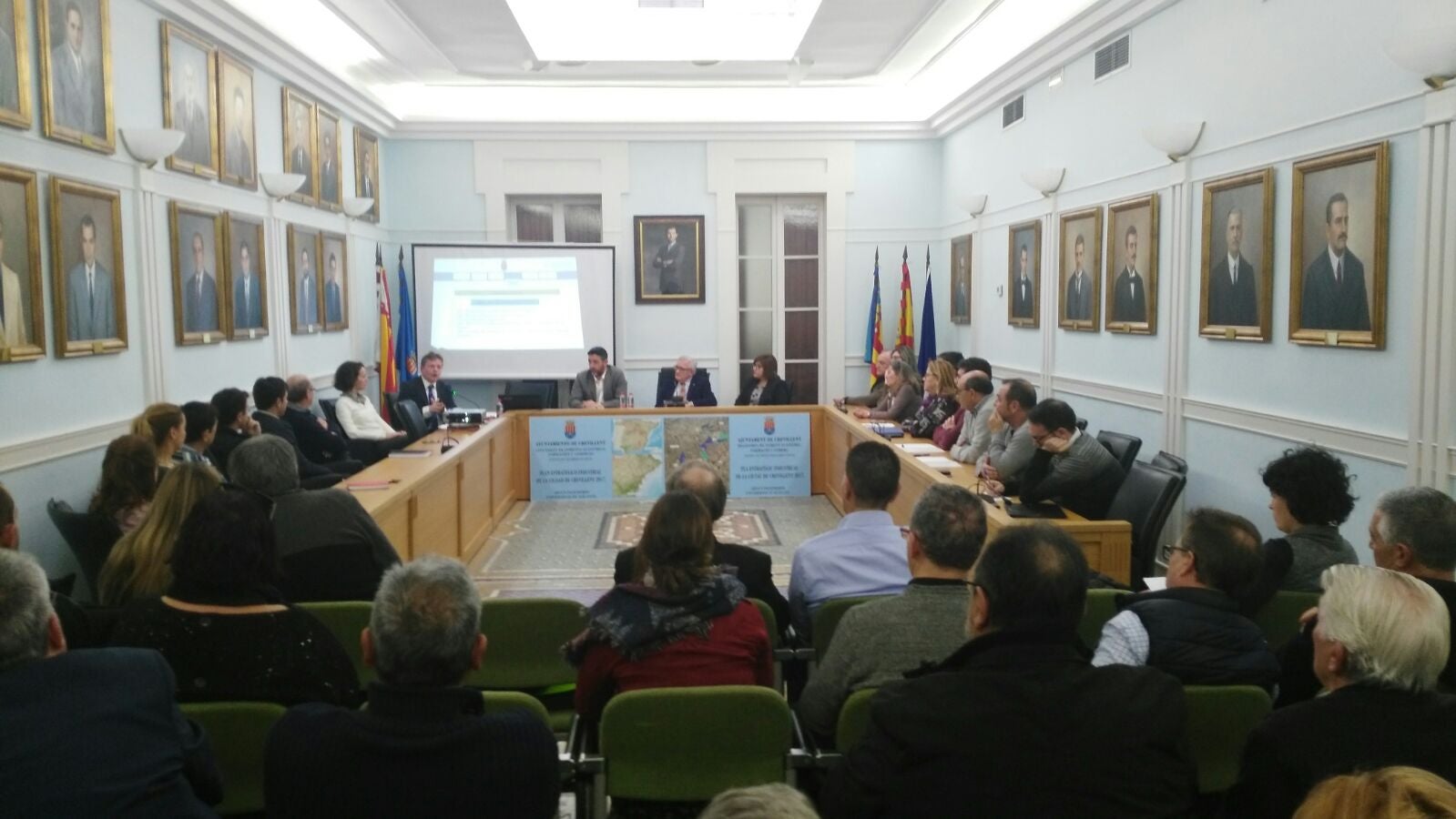 Crevillent redacta un plan estratégico enfocado en la industria Crevillent redacta un plan estratégico enfocado en la industria