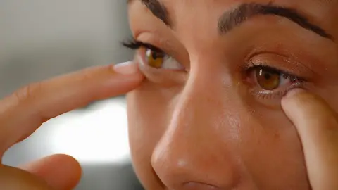 El insalubre error de utilizar cremas antihemorroidales para reducir las ojeras El insalubre error de utilizar cremas antihemorroidales para reducir las ojeras