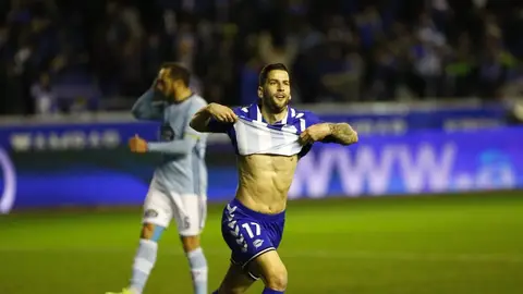 Edgar Méndez celebra su gol contra el Celta de Vigo Edgar Méndez celebra su gol contra el Celta de Vigo