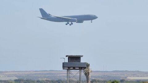 Un avi&oacute;n de la Real Fuerza A&eacute;rea brit&aacute;nica