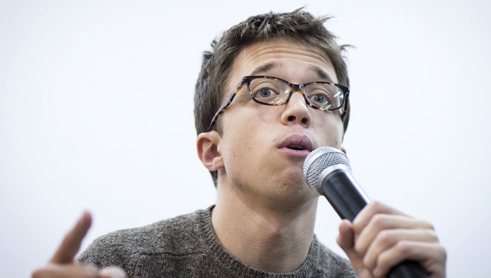 Errejón pide al PP que se preocupen por que el próximo Congreso del PP no se celebre "en la cárcel" Errejón pide al PP que se preocupen por que el próximo Congreso del PP no se celebre "en la cárcel"