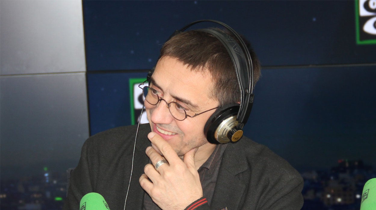 Juan Carlos Monedero: "Iglesias tiene el carisma y el poder de convocar a masas que no tiene Errejón" Juan Carlos Monedero: "Iglesias tiene el carisma y el poder de convocar a masas que no tiene Errejón"