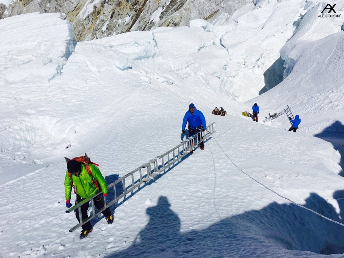 Aventura: Los fracasos de las expediciones invernales para subir el K2 y el Everest episode artwork