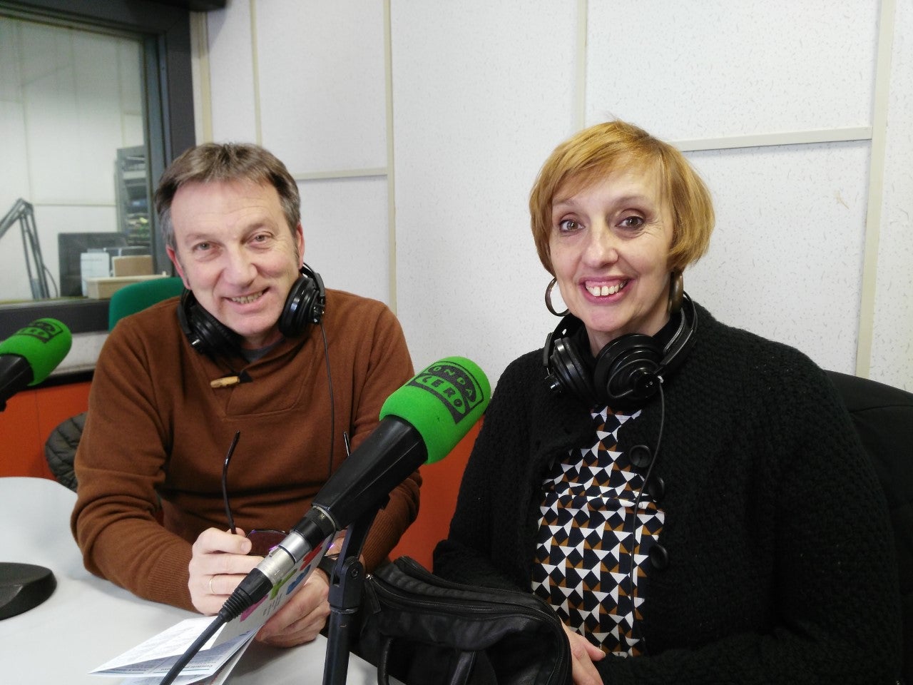 Gijón en la Onda 10/02/2017 con Ana Fierro Gijón en la Onda 10/02/2017 con Ana Fierro