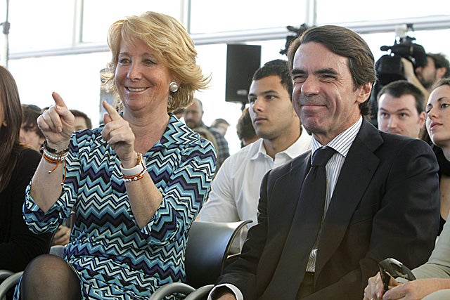 Aguirre echa de menos la presencia de Aznar en el congreso del PP Aguirre echa de menos la presencia de Aznar en el congreso del PP