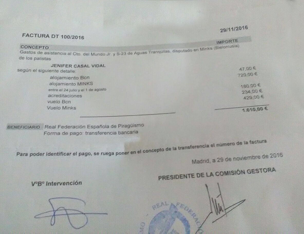 Los piragüistas que representan a España pagan sus propios viajes para competir Los piragüistas que representan a España pagan sus propios viajes para competir