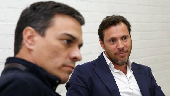 El Ministro Puente asegura que "en muy poco tiempo" los trenes circularán a 300 km/h por Extremadura El Ministro Puente asegura que "en muy poco tiempo" los trenes circularán a 300 km/h por Extremadura