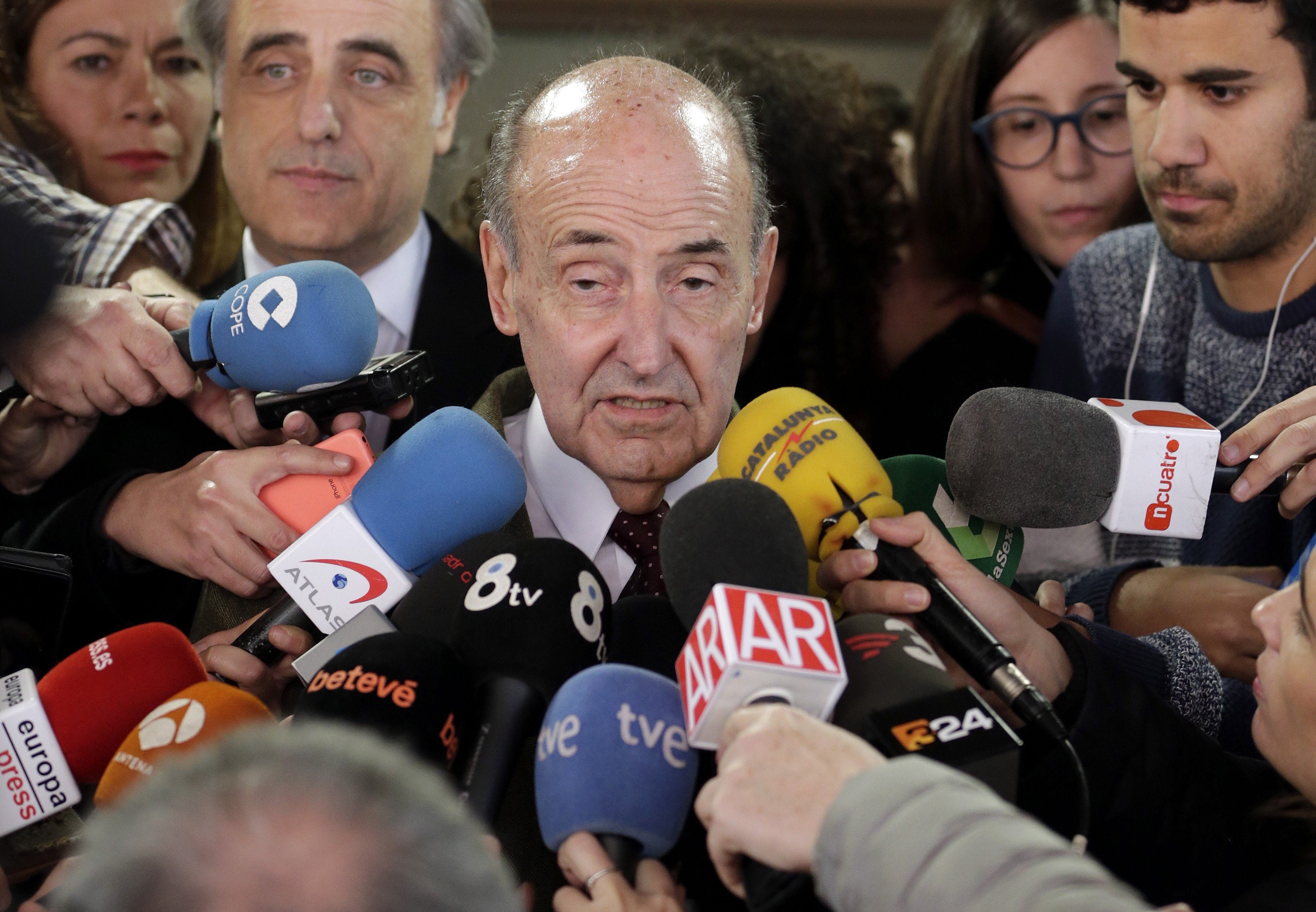 Roca: "La Infanta ha sido absuelta con todos los pronunciamientos favorables" Roca: "La Infanta ha sido absuelta con todos los pronunciamientos favorables"
