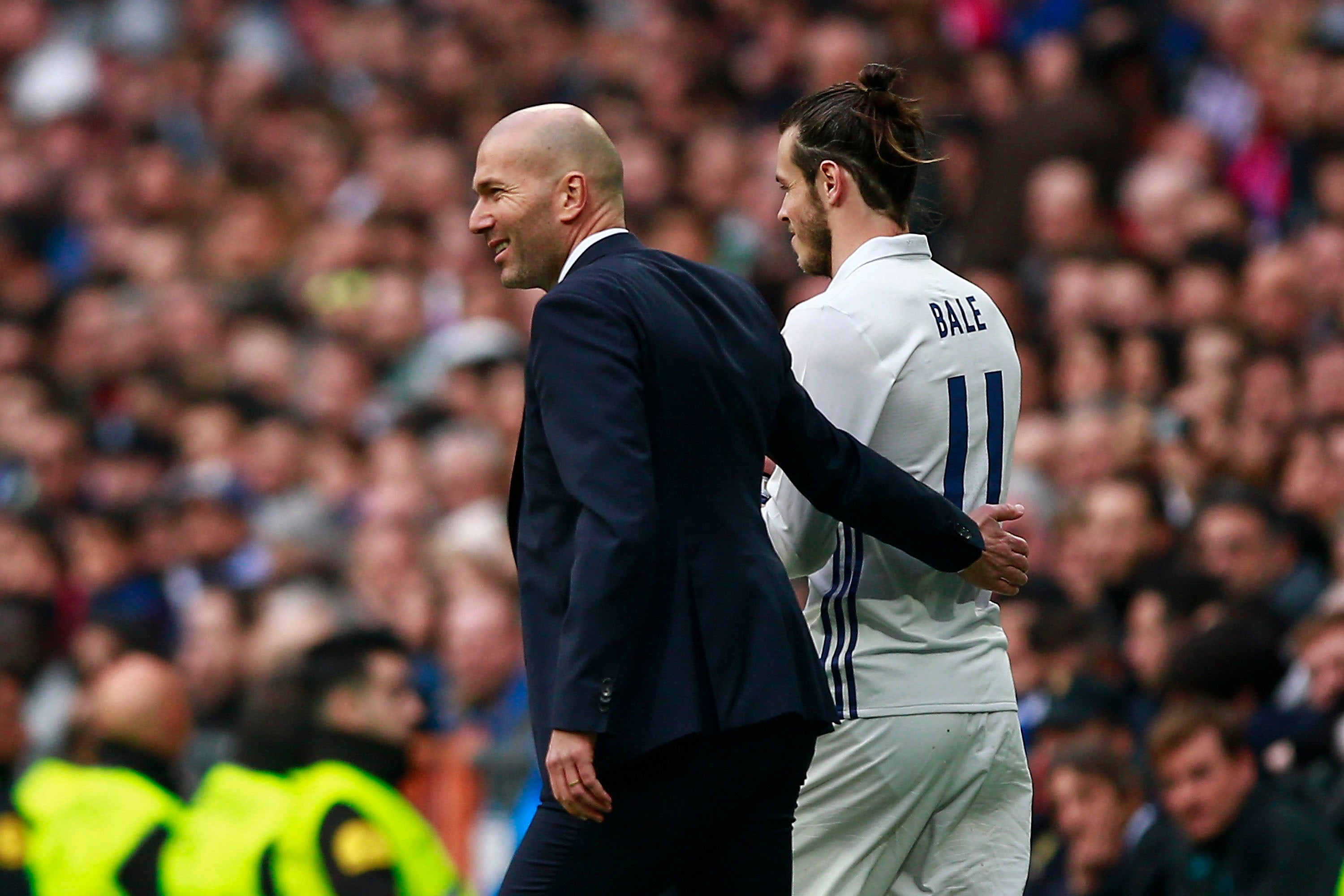 Zidane: "Gareth Bale es un jugador excepcional y distinto a los demás" Zidane: "Gareth Bale es un jugador excepcional y distinto a los demás"