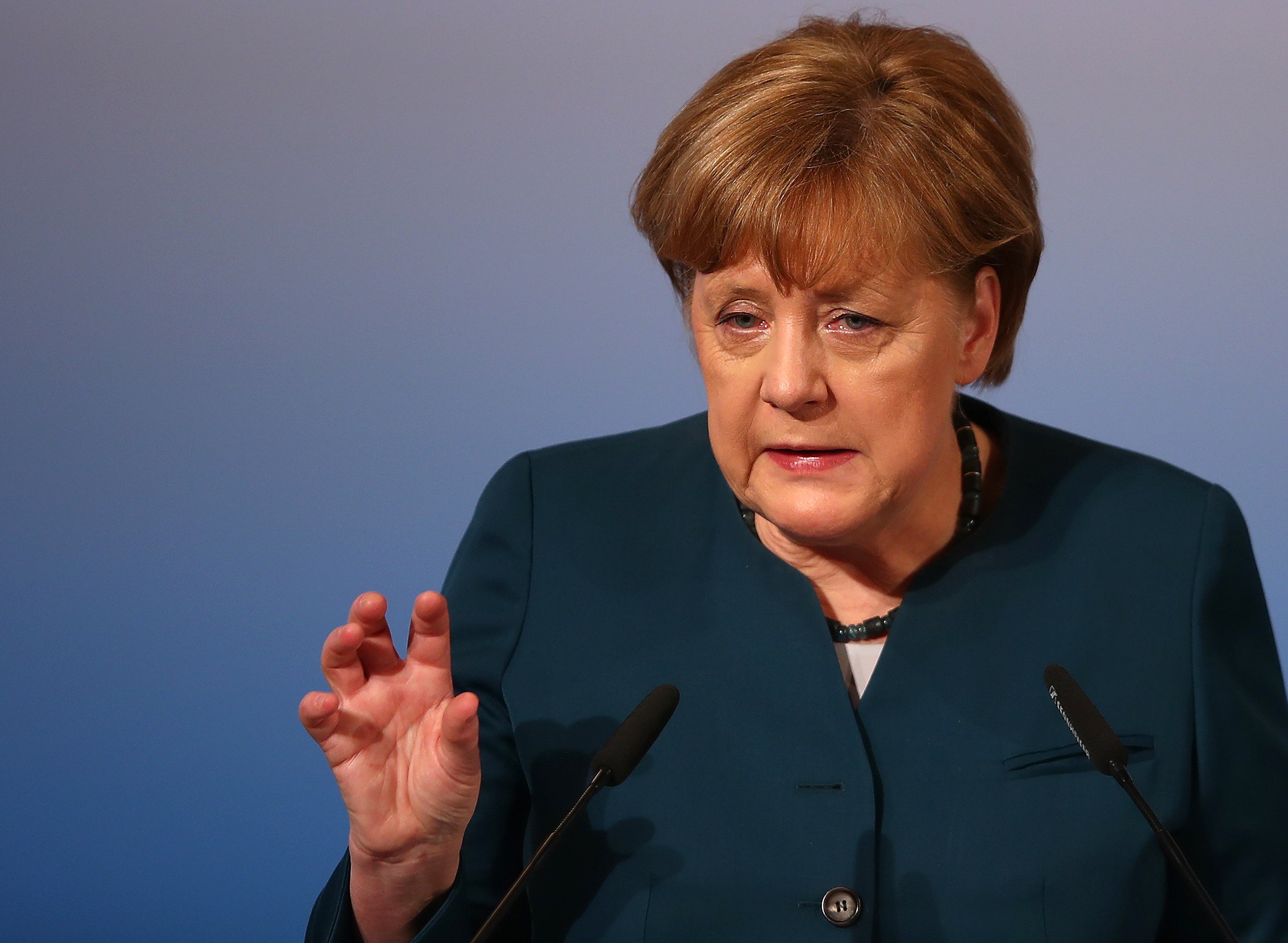 Merkel: "Primero se negociará el brexit y después la relación UE-Reino Unido" Merkel: "Primero se negociará el brexit y después la relación UE-Reino Unido"