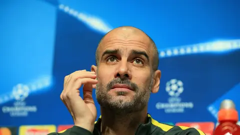 Pep Guardiola en sala de prensa Pep Guardiola en sala de prensa
