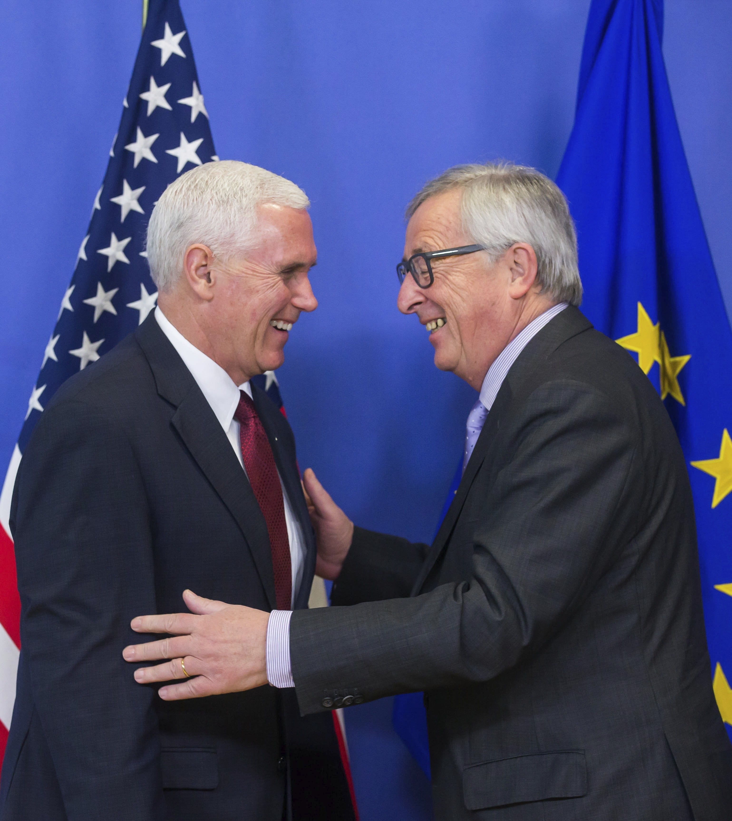 Mike Pence expresa en Bruselas el "fuerte compromiso" de Trump con la Unión Europea Mike Pence expresa en Bruselas el "fuerte compromiso" de Trump con la Unión Europea