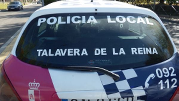 La Policía Local asiste a un varón que sufrió una parada cardiorespiratoria La Policía Local asiste a un varón que sufrió una parada cardiorespiratoria