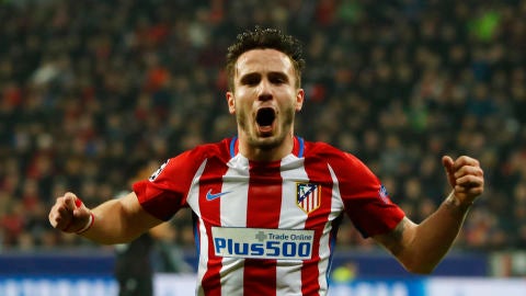 Sa&uacute;l celebrando un gol