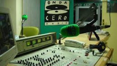 ESTUDIO DE RADIO