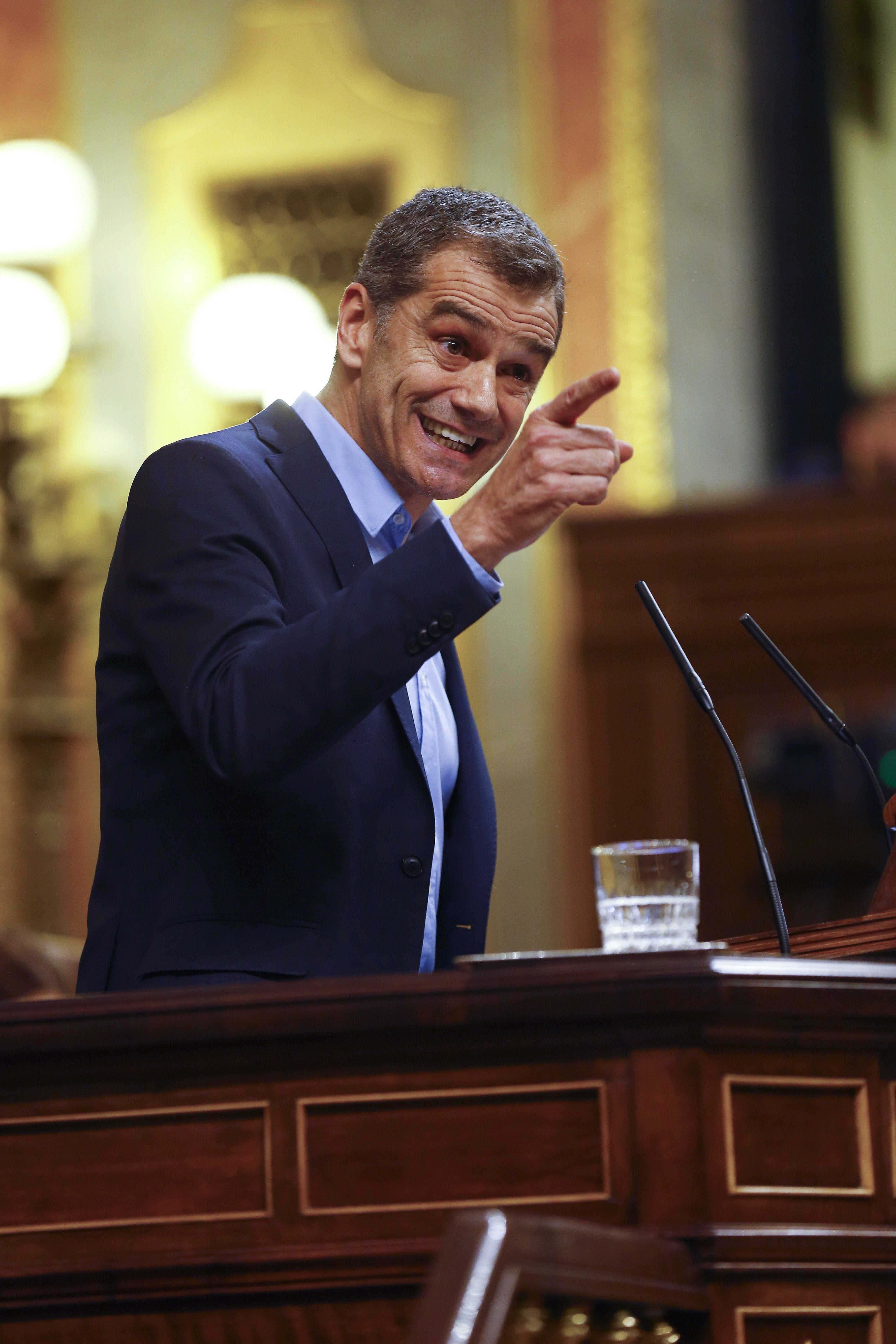 Su señoría: Conocemos a Toni Cantó, diputado de Ciudadanos Su señoría: Conocemos a Toni Cantó, diputado de Ciudadanos