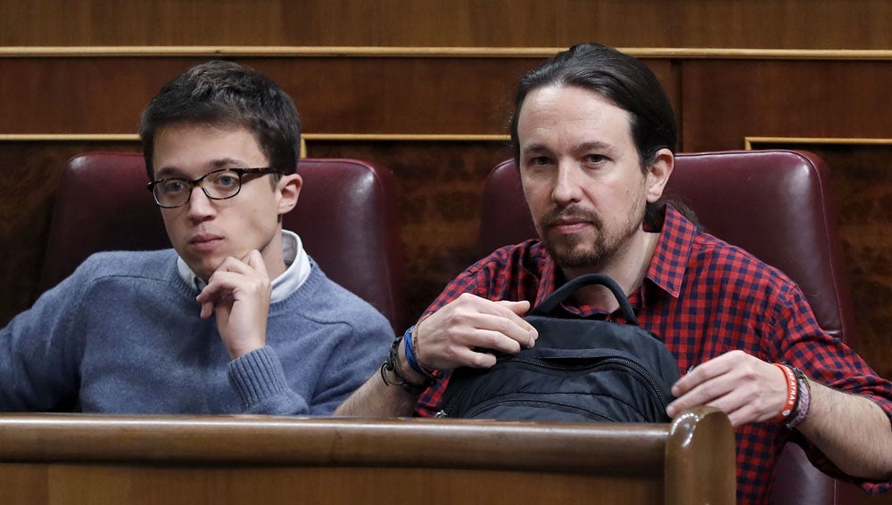 La clave de la crisis en Podemos: "Siempre se ha dado el cruce entre el ego mal curado de Pablo Iglesias y la inexperiencia del partido" La clave de la crisis en Podemos: "Siempre se ha dado el cruce entre el ego mal curado de Pablo Iglesias y la inexperiencia del partido"