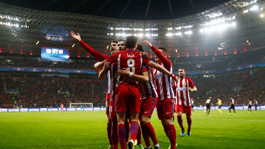 Los jugadores del Atl&eacute;tico de Madrid celebran un gol al Leverkusen