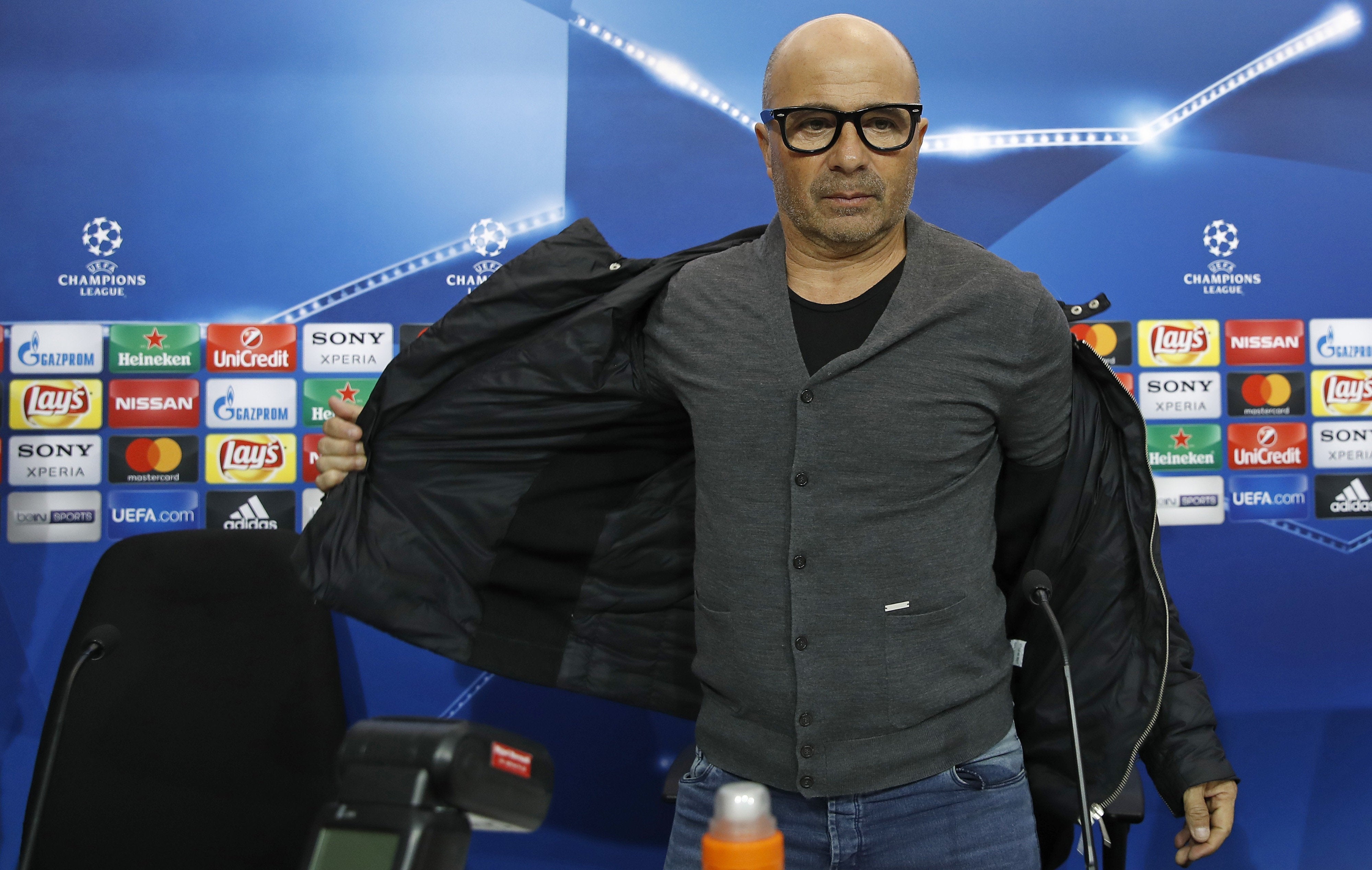 Sampaoli: "Mi futuro no va a estar involucrado a un rumor mediático" Sampaoli: "Mi futuro no va a estar involucrado a un rumor mediático"