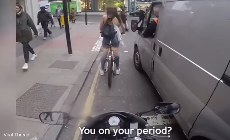 ¿Es falso el vídeo viral de la joven en bicicleta reaccionando a unos acosadores? ¿Es falso el vídeo viral de la joven en bicicleta reaccionando a unos acosadores?