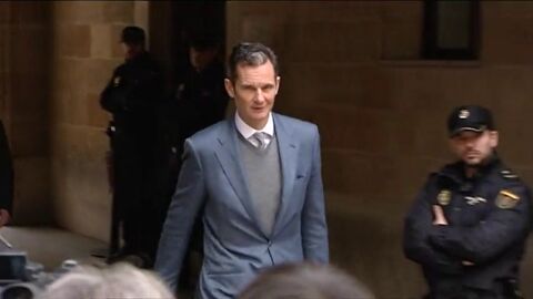 Frame 12.979436 de: Abogados penalistas analizan las &uacute;ltimas sentencias dictadas en los casos G&uuml;rtel, Noos y tarjetas black