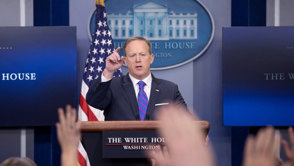 El portavoz de la Casa Blanca, Sean Spicer, durante la rueda de prensa diaria en la Casa Blanca en Washington, Estados Unidos