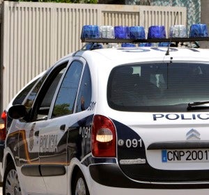 Vehículo de la Policía Nacional Vehículo de la Policía Nacional
