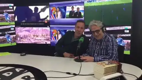 Frame 25.067233 de: Leo Harlem y Sinacio: "Cuando Neymar y Messi sean ancianos, los jóvenes de ahora hablarán sobre todo de sus peinados" Frame 25.067233 de: Leo Harlem y Sinacio: "Cuando Neymar y Messi sean ancianos, los jóvenes de ahora hablarán sobre todo de sus peinados"