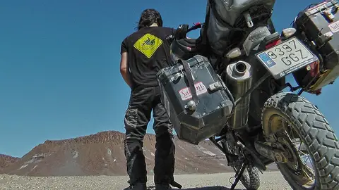 Charly Sinewan motero Charly Sinewan motero