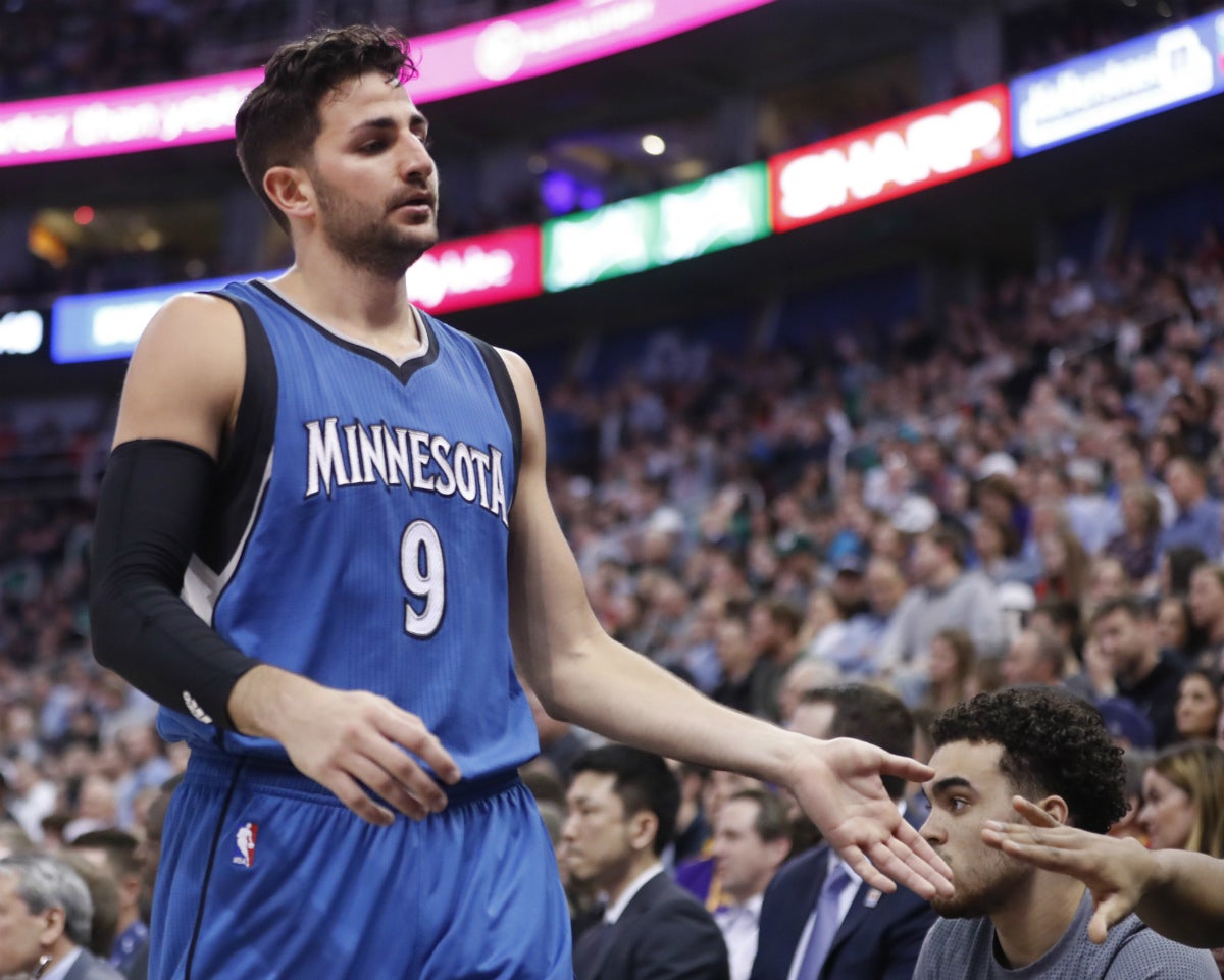 Ricky Rubio firma un triple-doble de récord pero sus Timberwolves caen ante los Spurs de Gasol Ricky Rubio firma un triple-doble de récord pero sus Timberwolves caen ante los Spurs de Gasol