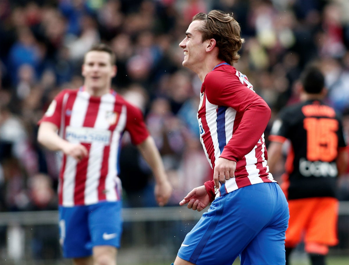 Atlético 3 - 0 Valencia. La conexión francesa Griezmann - Gameiro da el triunfo al Atlético contra el Valencia Atlético 3 - 0 Valencia. La conexión francesa Griezmann - Gameiro da el triunfo al Atlético contra el Valencia