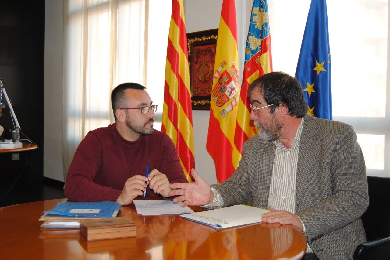 Benlloch traslladarà al consell les reivindicacions d'Alcer Castalia sobre nefrologia. Benlloch traslladarà al consell les reivindicacions d'Alcer Castalia sobre nefrologia.