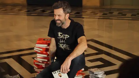Pau Donés presentando su disco y libro '50 Palos' Pau Donés presentando su disco y libro '50 Palos'