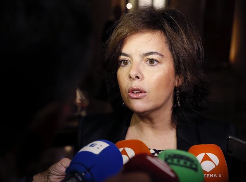 Soraya Sáenz de Santamaría: "El secesionismo catalán se está quedando del tamaño de una urna" Soraya Sáenz de Santamaría: "El secesionismo catalán se está quedando del tamaño de una urna"